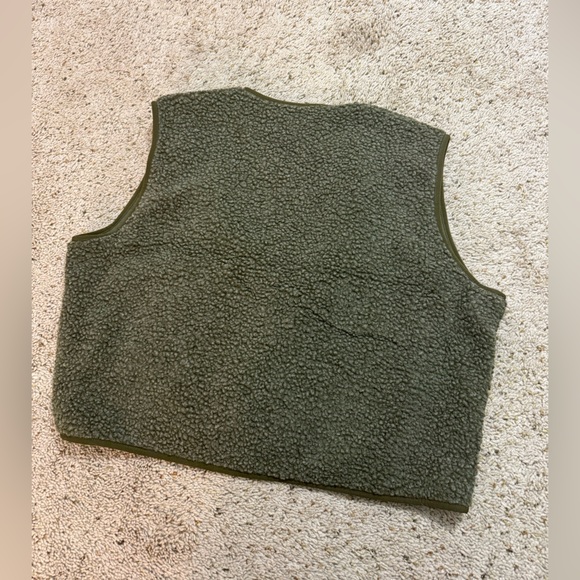 NWOT AMERICAN VINTAGE hoktown fleece sherpa vest M/L - Picture 6 of 7
